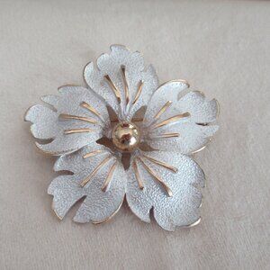 Vintage Textured Gold Tone with White Enamel Finish Flower Brooch Pin 2"
